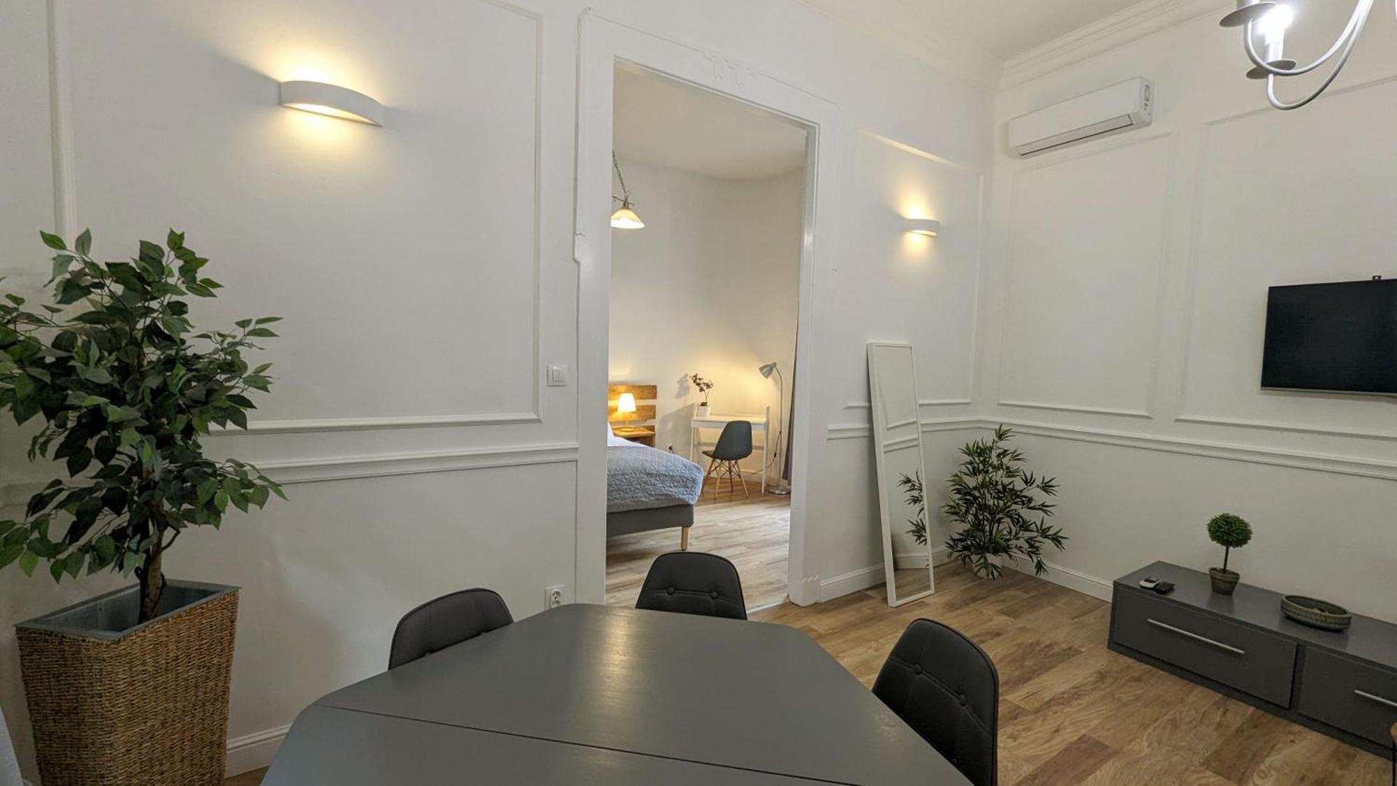 3 Room Apartment In The Beautiful Street Budapeszt Zewnętrze zdjęcie