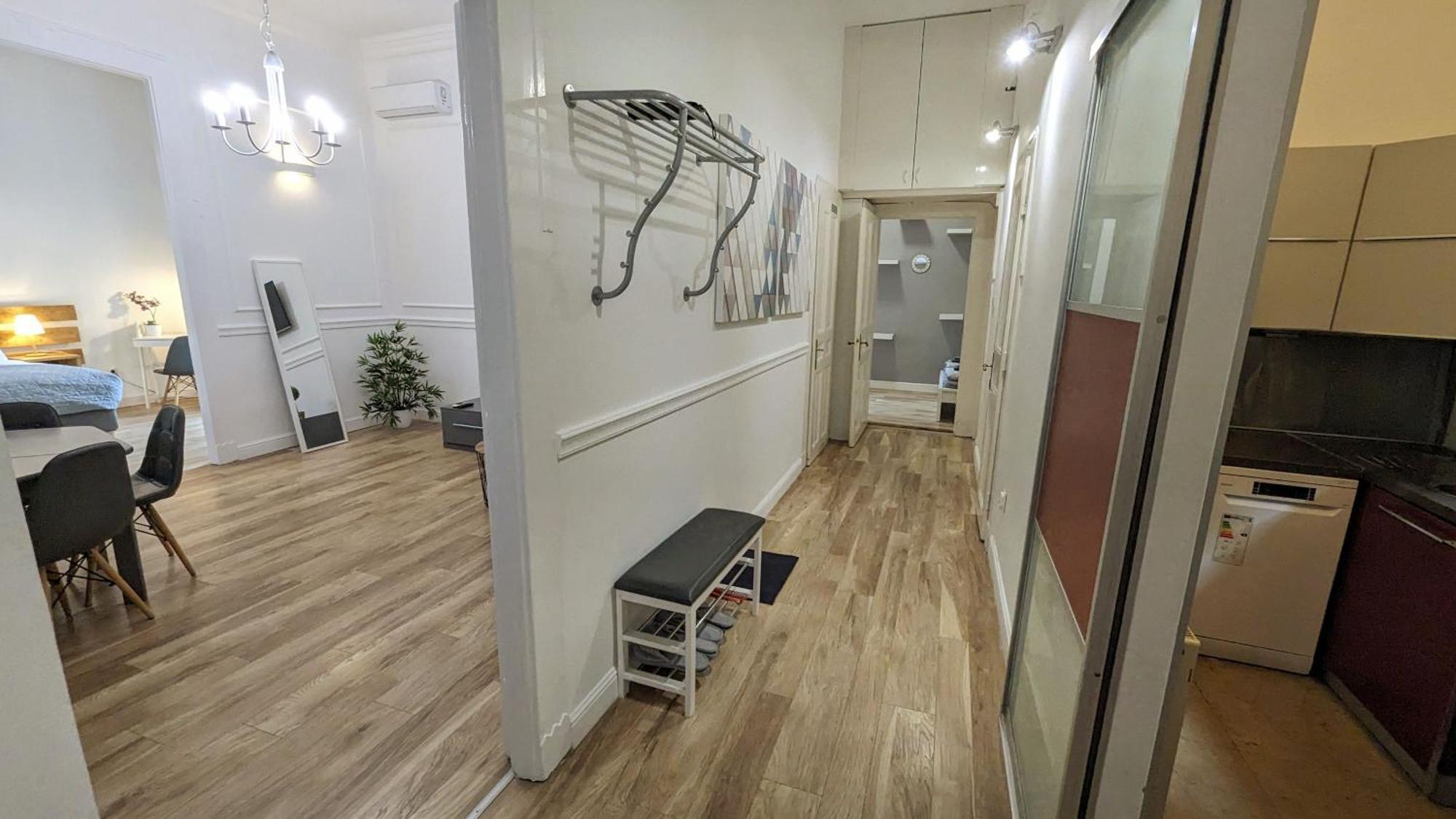 3 Room Apartment In The Beautiful Street Budapeszt Zewnętrze zdjęcie