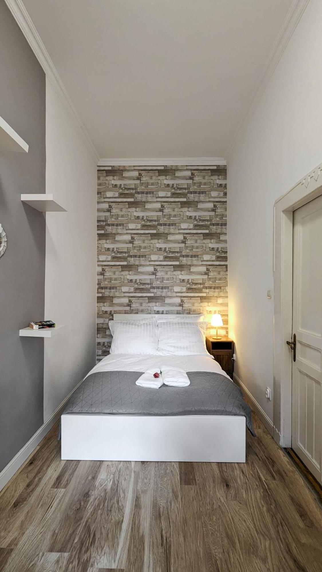 3 Room Apartment In The Beautiful Street Budapeszt Zewnętrze zdjęcie