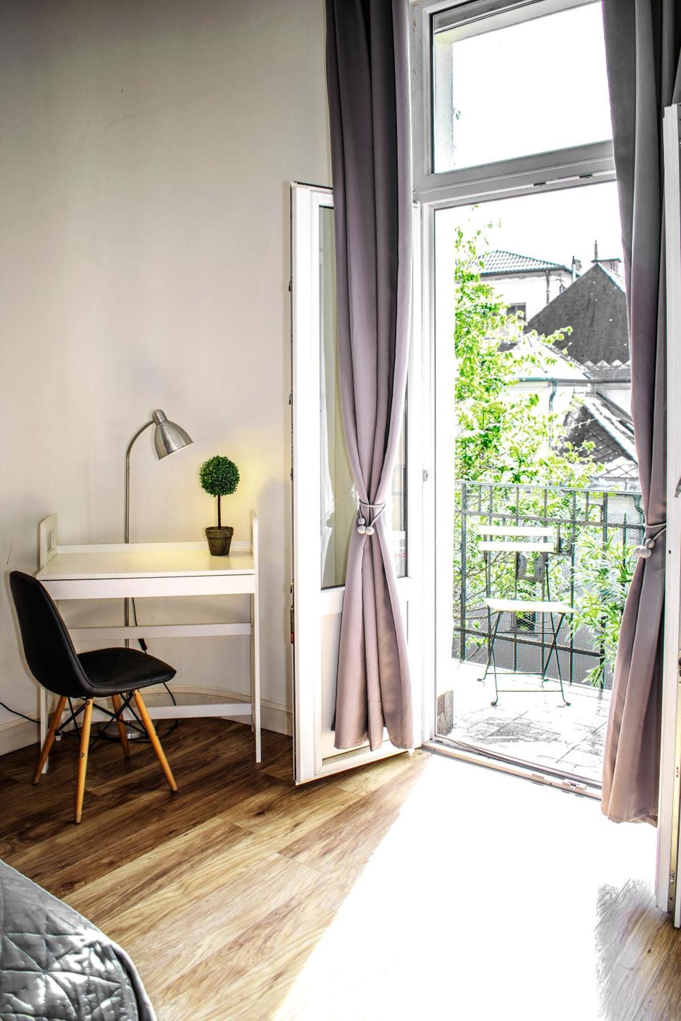 3 Room Apartment In The Beautiful Street Budapeszt Zewnętrze zdjęcie