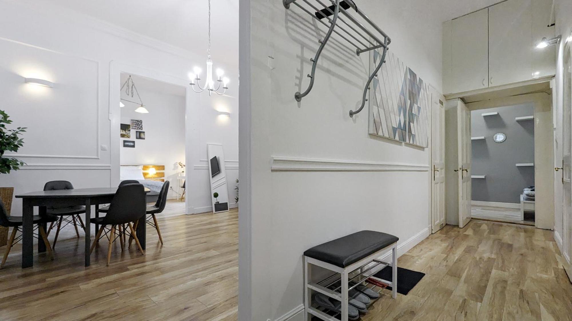 3 Room Apartment In The Beautiful Street Budapeszt Zewnętrze zdjęcie