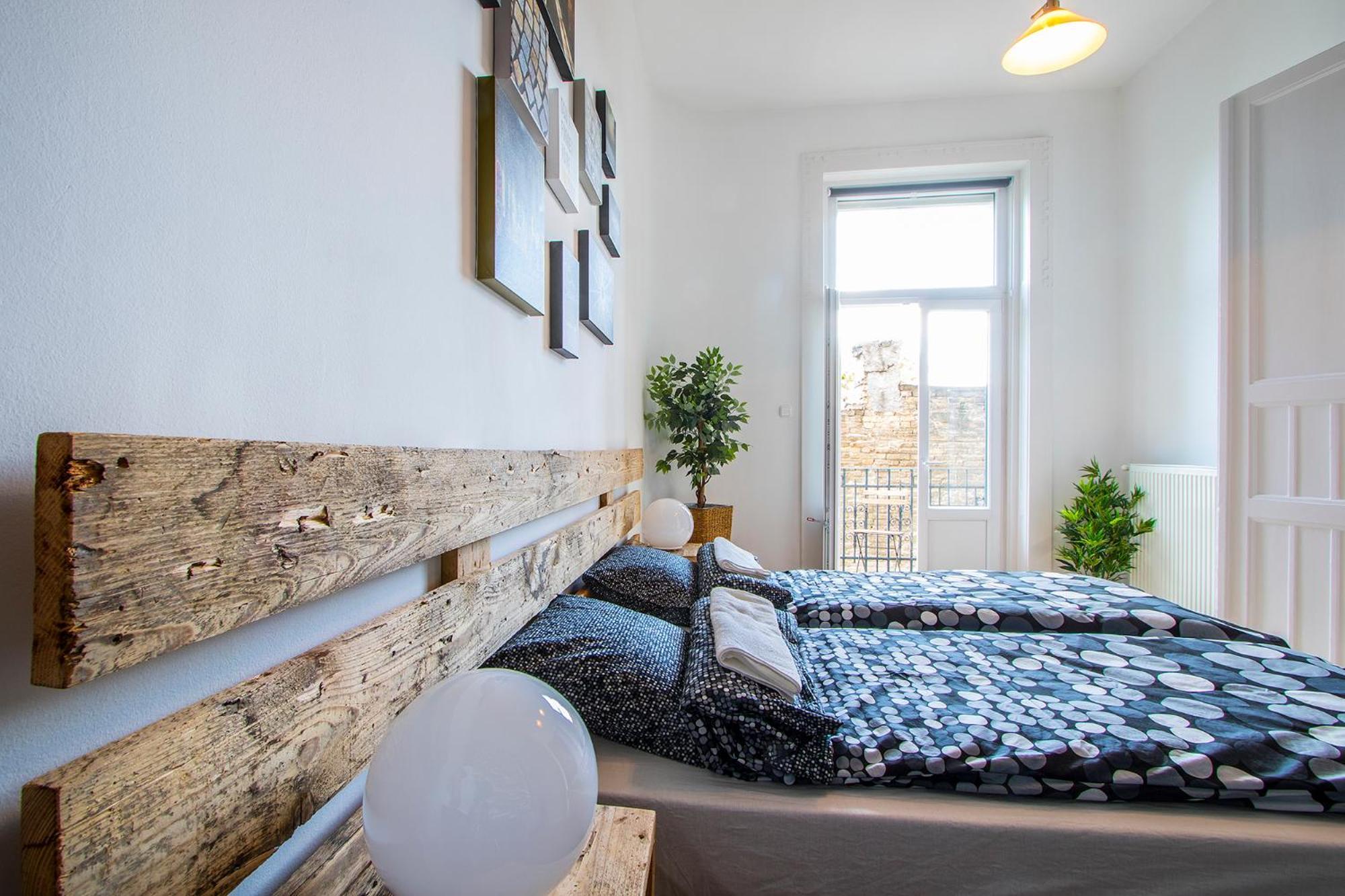 3 Room Apartment In The Beautiful Street Budapeszt Zewnętrze zdjęcie